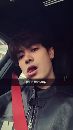 “pacarnya cakep ga”