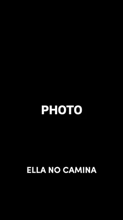 ELLA NO CAMINA FLOTA