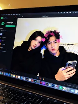 macbook ai photo 