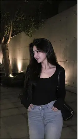 Swipe-to-Reveal Outfit Edit