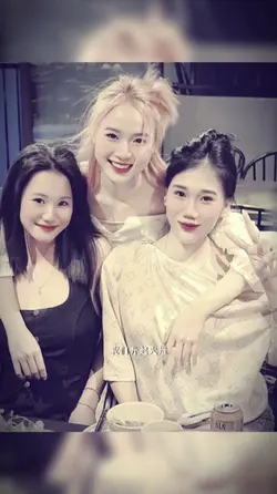 Lyric + màu