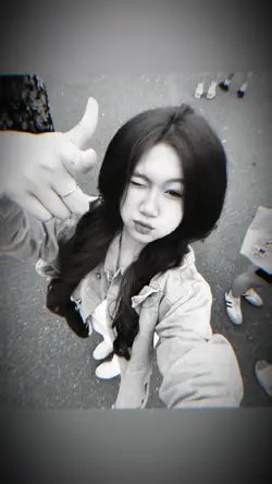 2 ẢNH GIẬT GIẬT CHÁY
