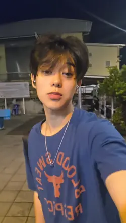 ฉันมองแค่เธอใน party