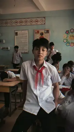 Con phố đã lên đèn