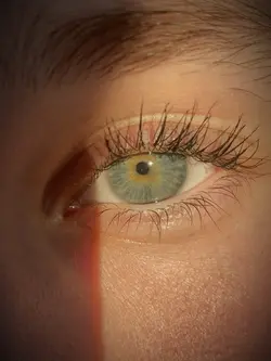 Beautiful eyes 🩵💚