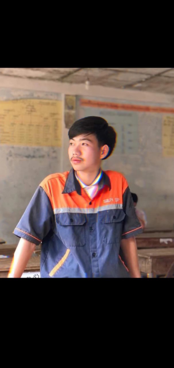 ໃສວ່າຊັງເຂົາ