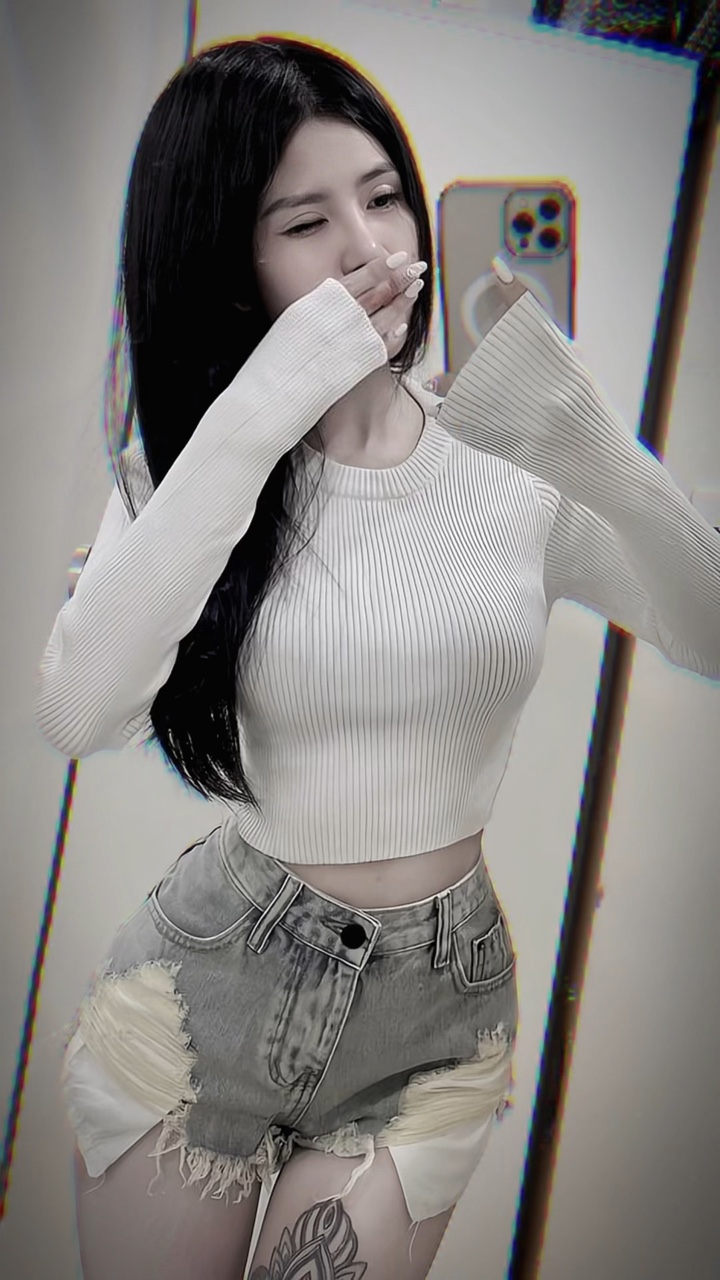 1 ảnh + màu