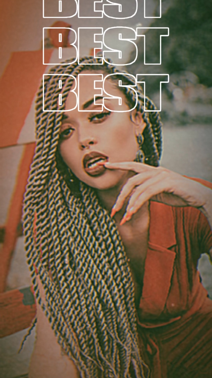 Ropa De Mujer Exhibida En Texto A Discurso