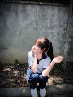 Nhưng a đã quen vơi