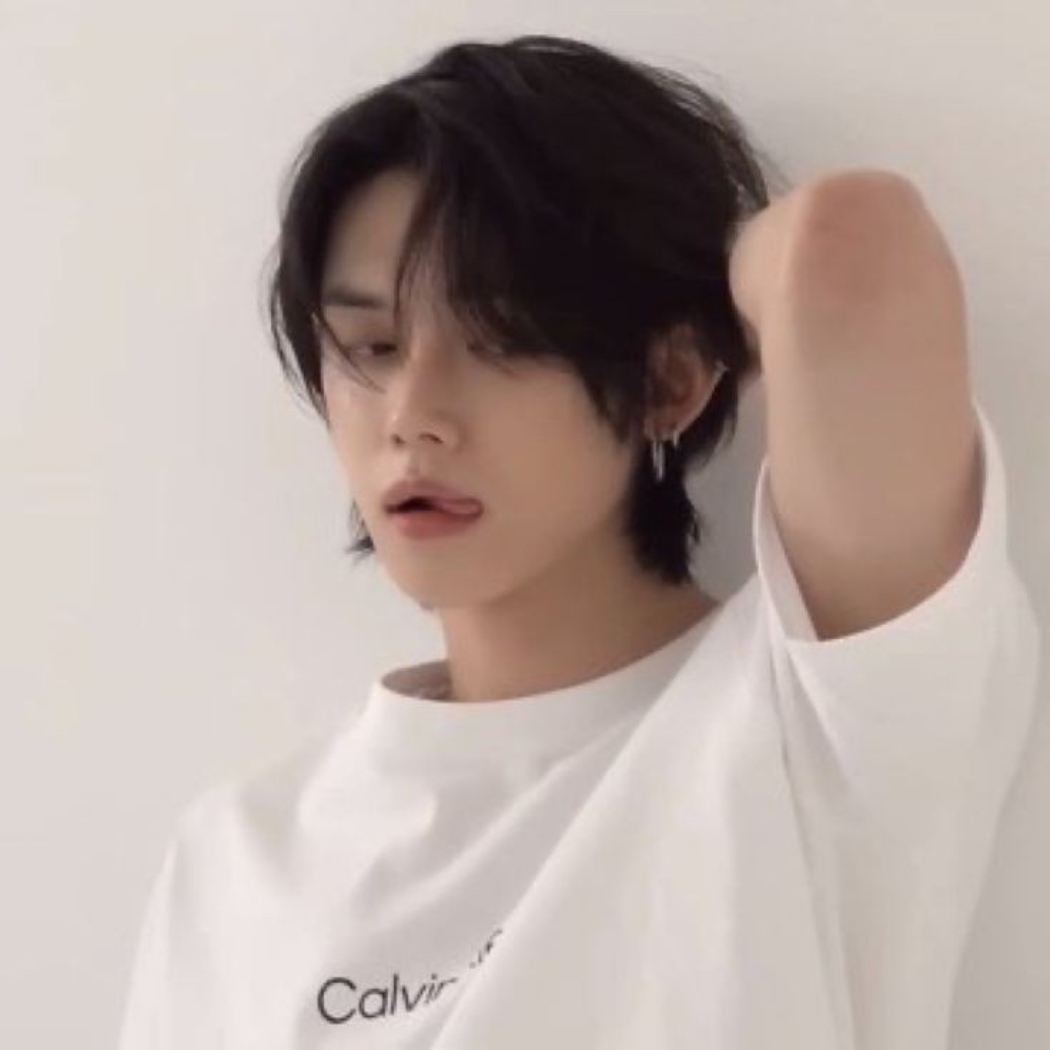 한명이 죽어야 나갈수있다