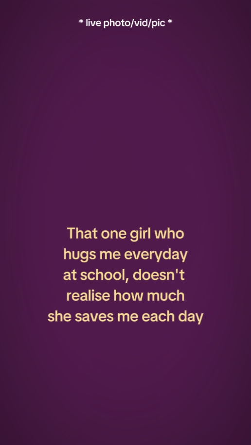 girlwhohugsme