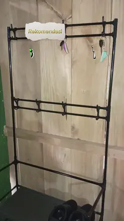 rak sepatu gantung