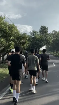 lari lari sore 