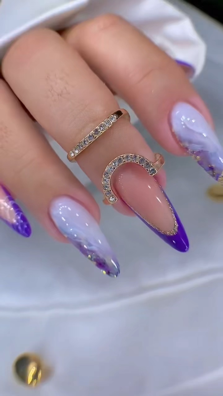 UÑAS