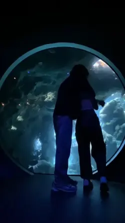 aquarium date