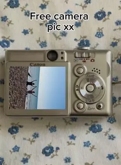 Canon camera pic