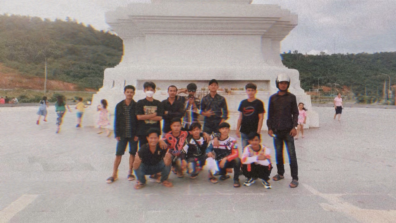 ប៉ះteamនេះផឹកចុយម្រាយហើយ