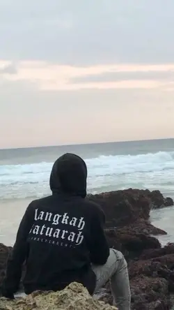 beach vibes |