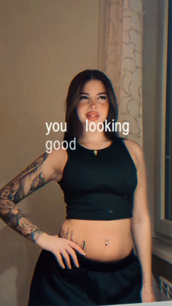LOOKING GOOD GIRL