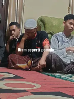 diam seperti pemalu 