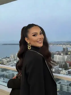 Glam Outfit Reveal — Coastal Edition