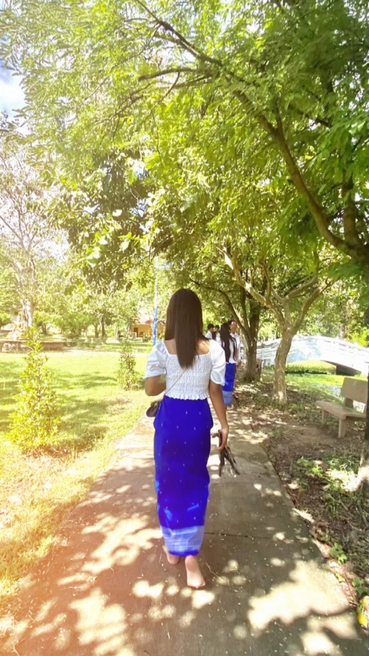 ស្លៀកសំពត់បត់អូនទៅវត្ត💞🫶🏻