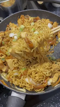 Nouilles au poulet 🍜