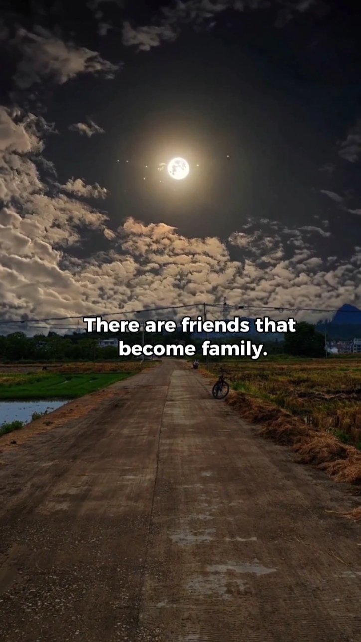 kaibigan sa pamilya