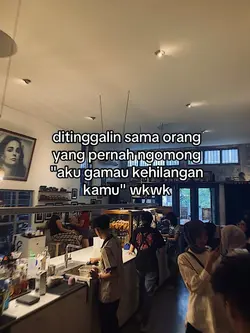 ditinggalin sama