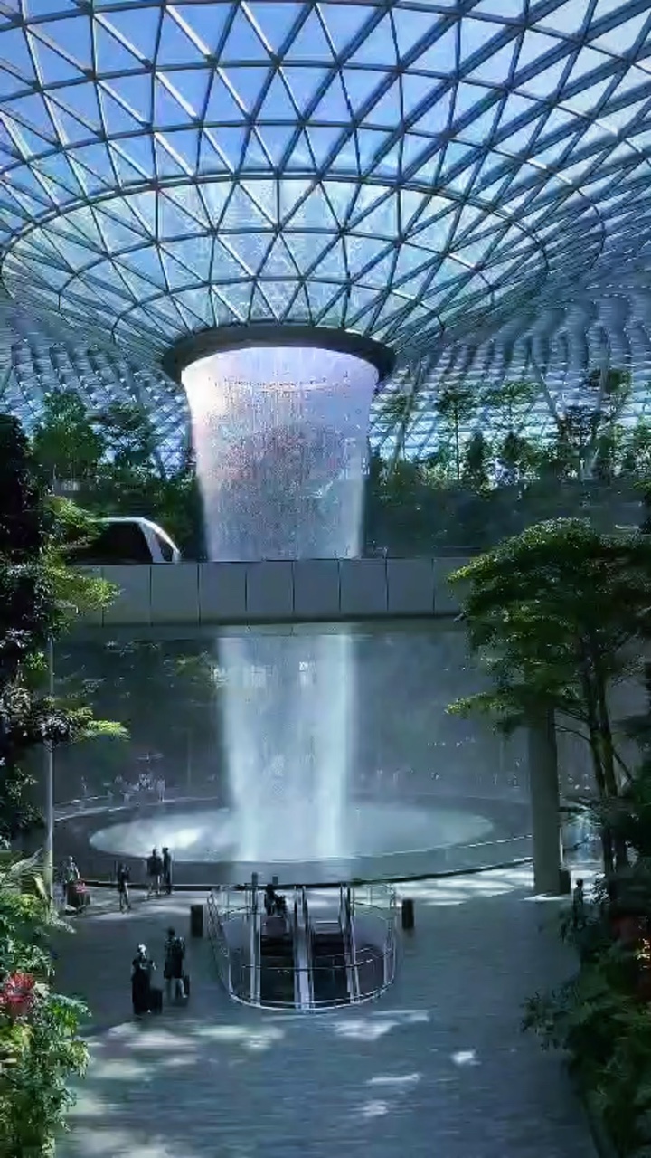 Water fountain