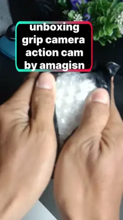 unboxing grip camera