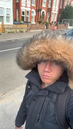 Mans too sexy 