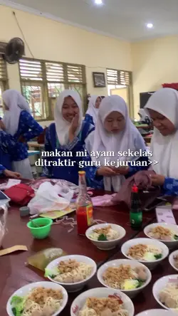 ditraktir wali kelas