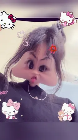 1 ảnh + hellokitty