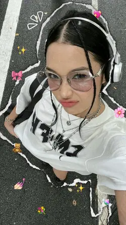 1 cute photo 