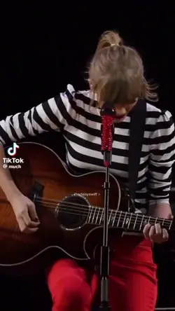 Taylor's guitar skil