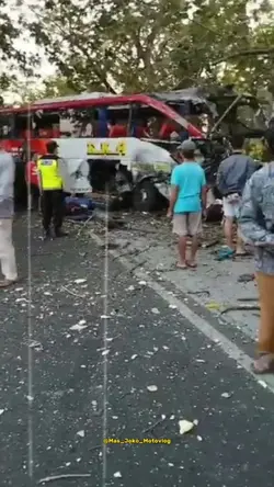 Kecelakaan Maut Buss