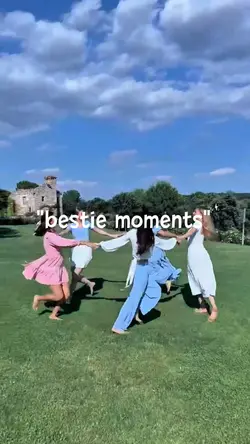 bestie moments