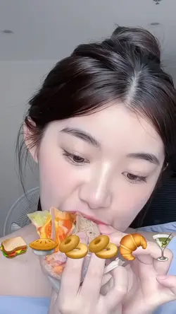 Mukbang làm theo iu 