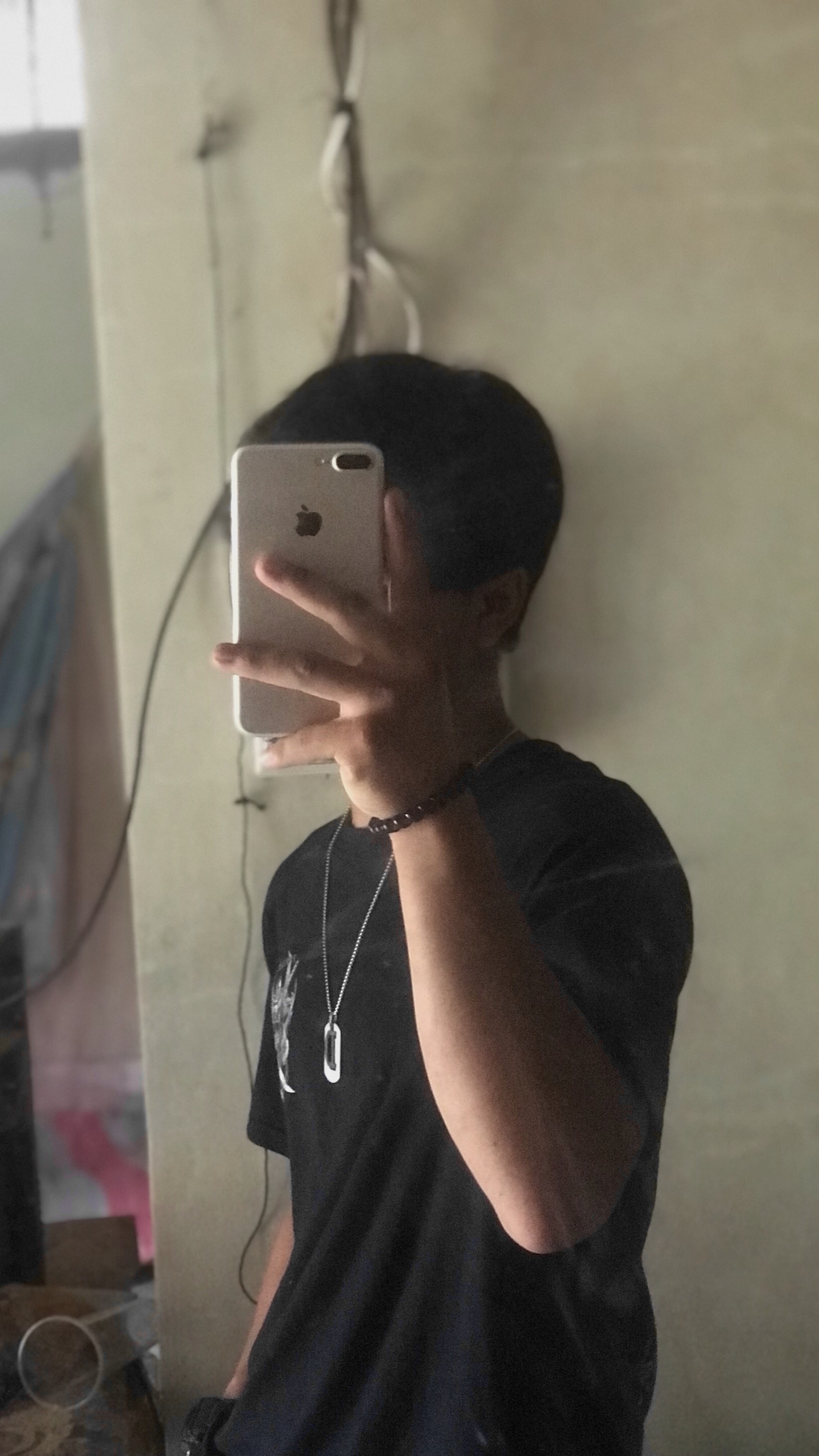 ບໍອິນກັບຜູ້ຫຍິ່ງຫນ້າຕາດີ