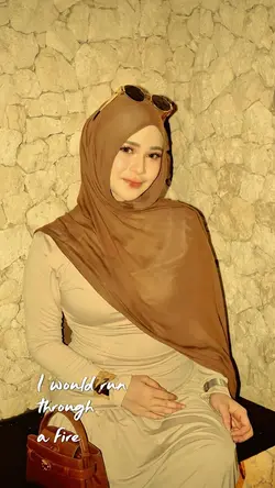 <3