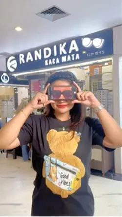 SUNGLASES