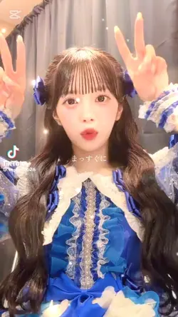 瞳