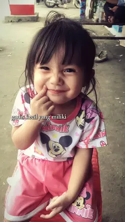 gadis kecil