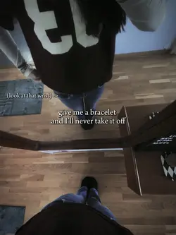 Bracelets 