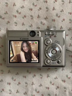 digital camera