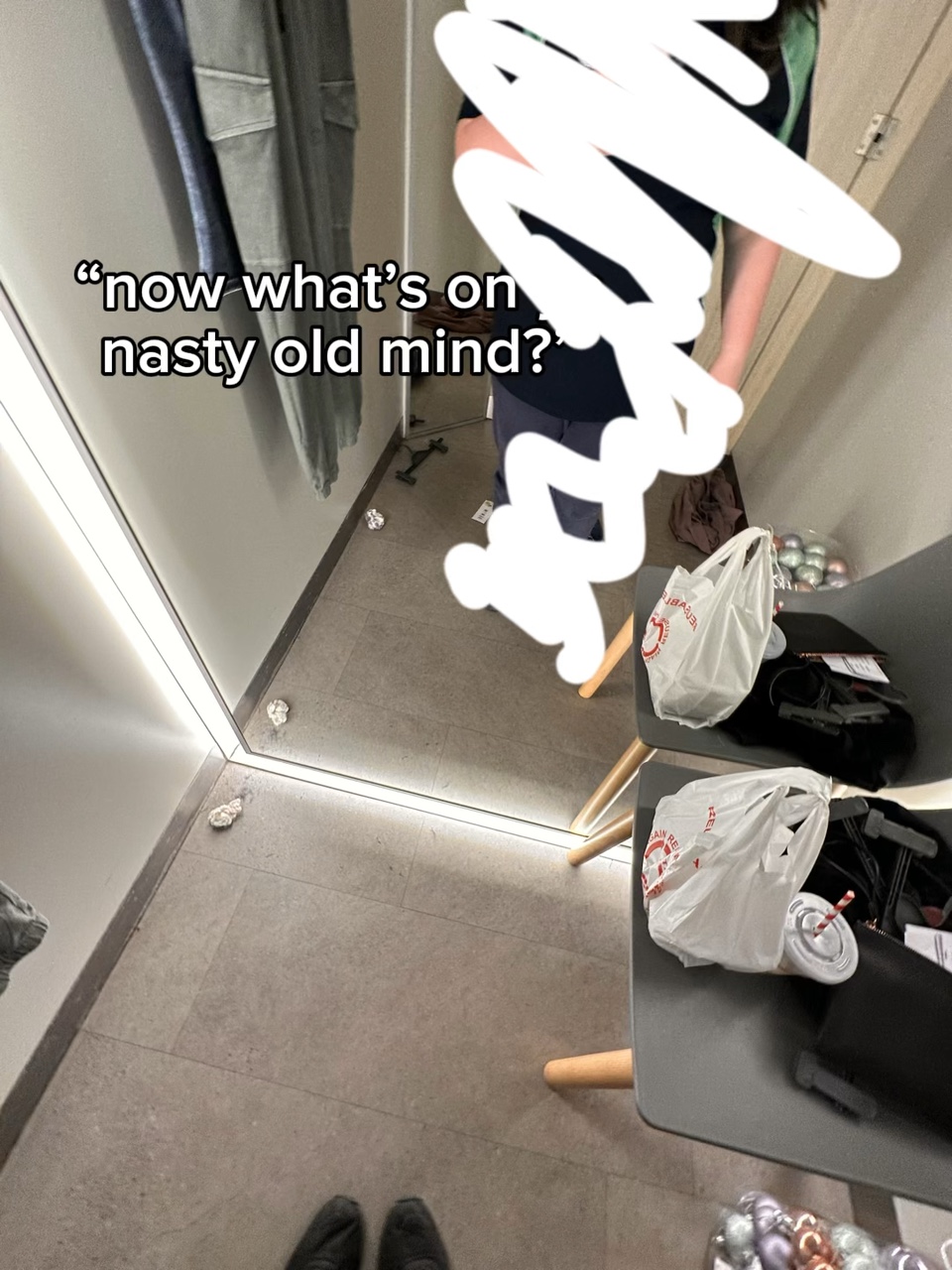 DONT LOOK AT CHAT😿😿