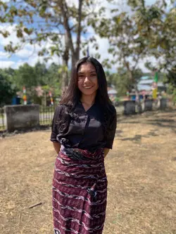 Ade Nona Makin Gaga