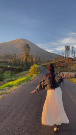 slowmo DJ marsha and