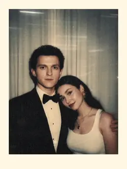 polaroid with Idol
